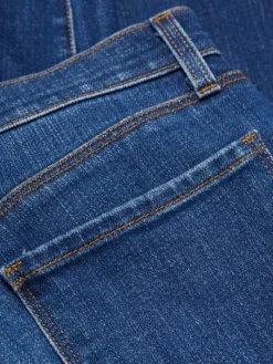 L'AGENCE Sada High-Rise Distressed Stretch Crop Jeans -Outlet L'AGENCE Store unnamed file 1811